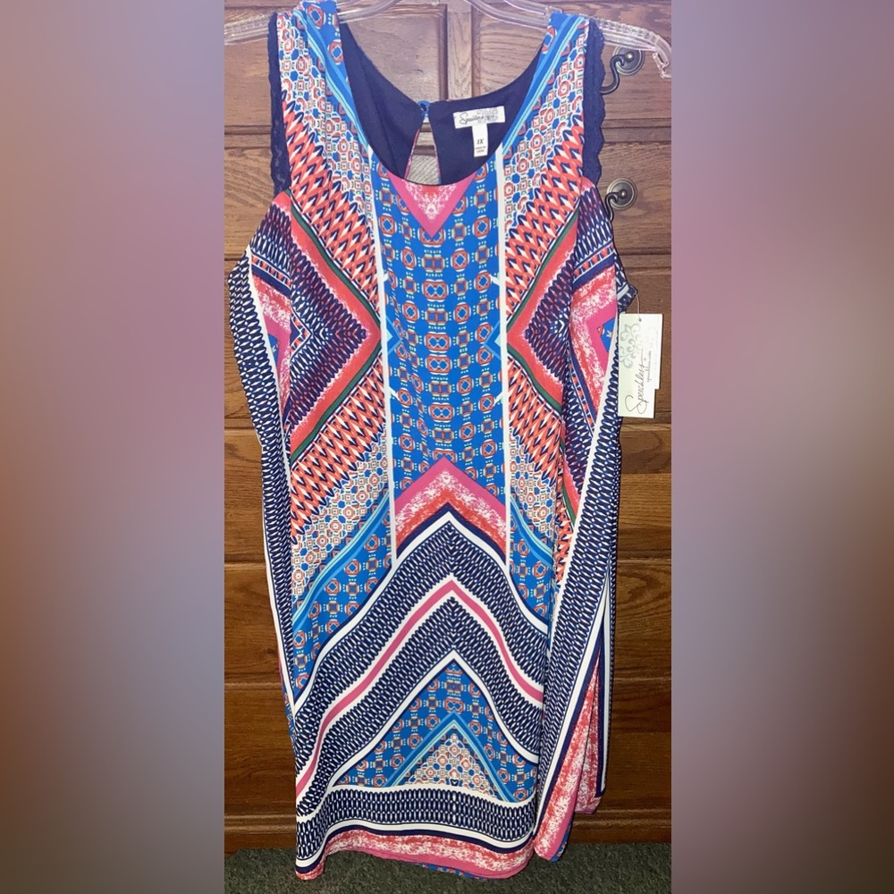 Sleeveless Sheath Style Dress Boho print blue/white/reddish/pink Size 1x NWT💃🏼